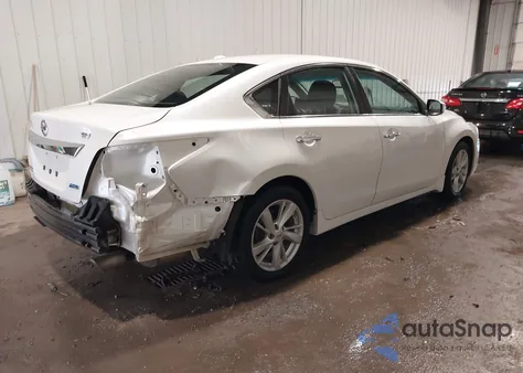 2014 Nissan Altima 2.5 Sv from USA, damaged, VIN 1N4AL3AP1EC413646